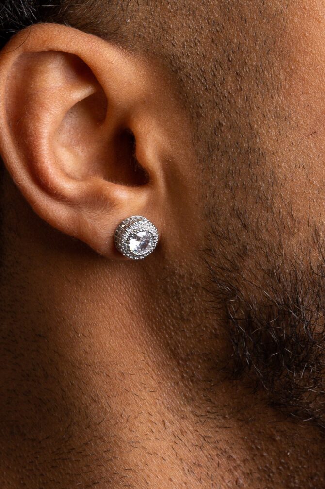 Ear studs Earring