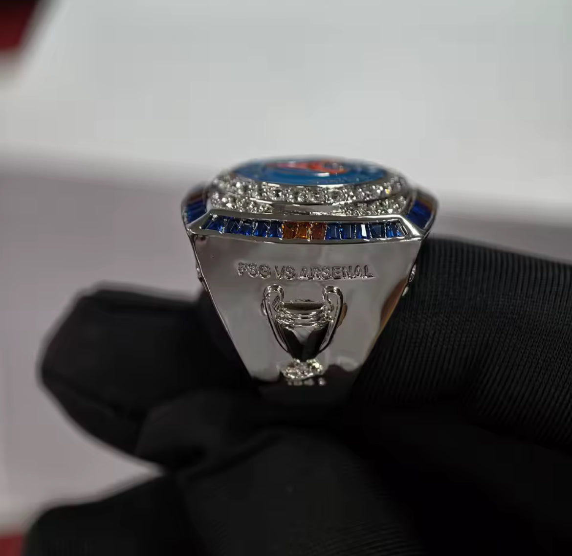 Bague PSG sur mesure Back to Back | La chevalière exclusive Diamond Rock